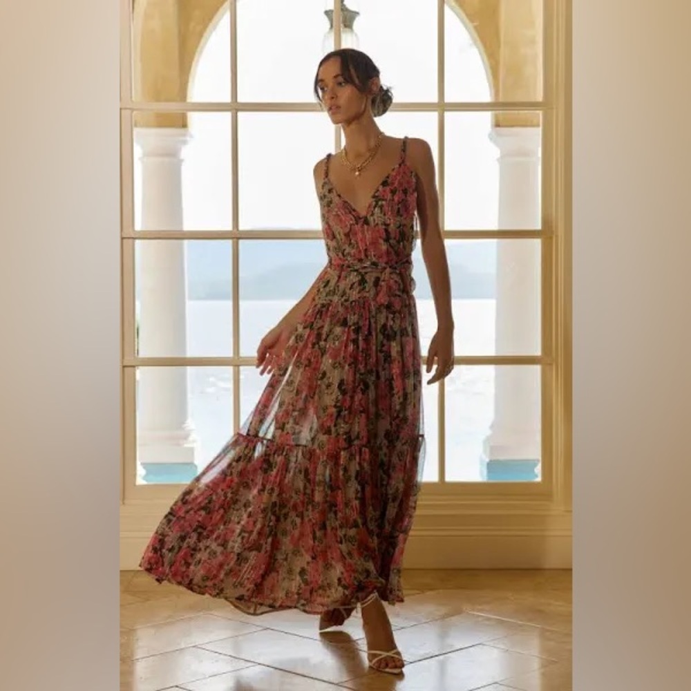 NWT ASTR the Label EARTHA Pink FLORAL MAXI DRESS Plunge V Neck Metallic Small - Picture 2 of 8